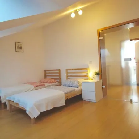 Luxus Haus 200qm 15min. Köln/messe Hébergement de vacances Leverkusen